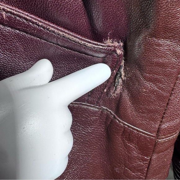 Della Citta Italy Double Breasted Burgundy Leather Coat Size Large Flawed - Picture 8 of 15